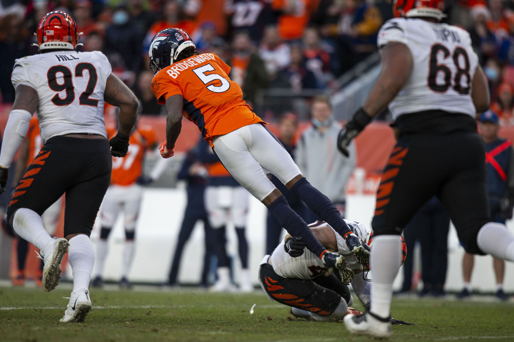 122021-s-dg-BroncosBengals17.JPG